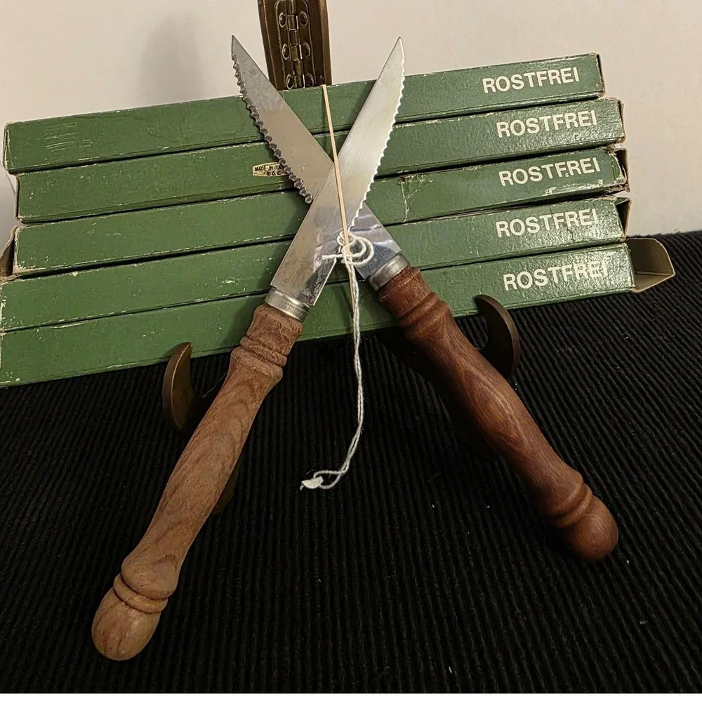 Set of 10 Vintage Rostfrei Steak Knives Serrated‎ Stainless Steel Wood Handles